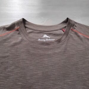 Tommy Bahama T Shirt Mens L Brown Orange Trim Performance Crew Slub Look EUC